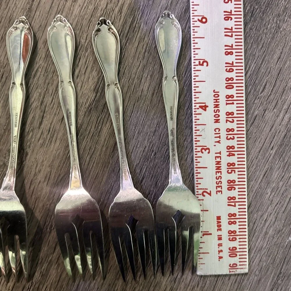 LOT OF 7 ONEIDA STRATHMORE SALAD FORKS DELUXE STAINLESS Replacements